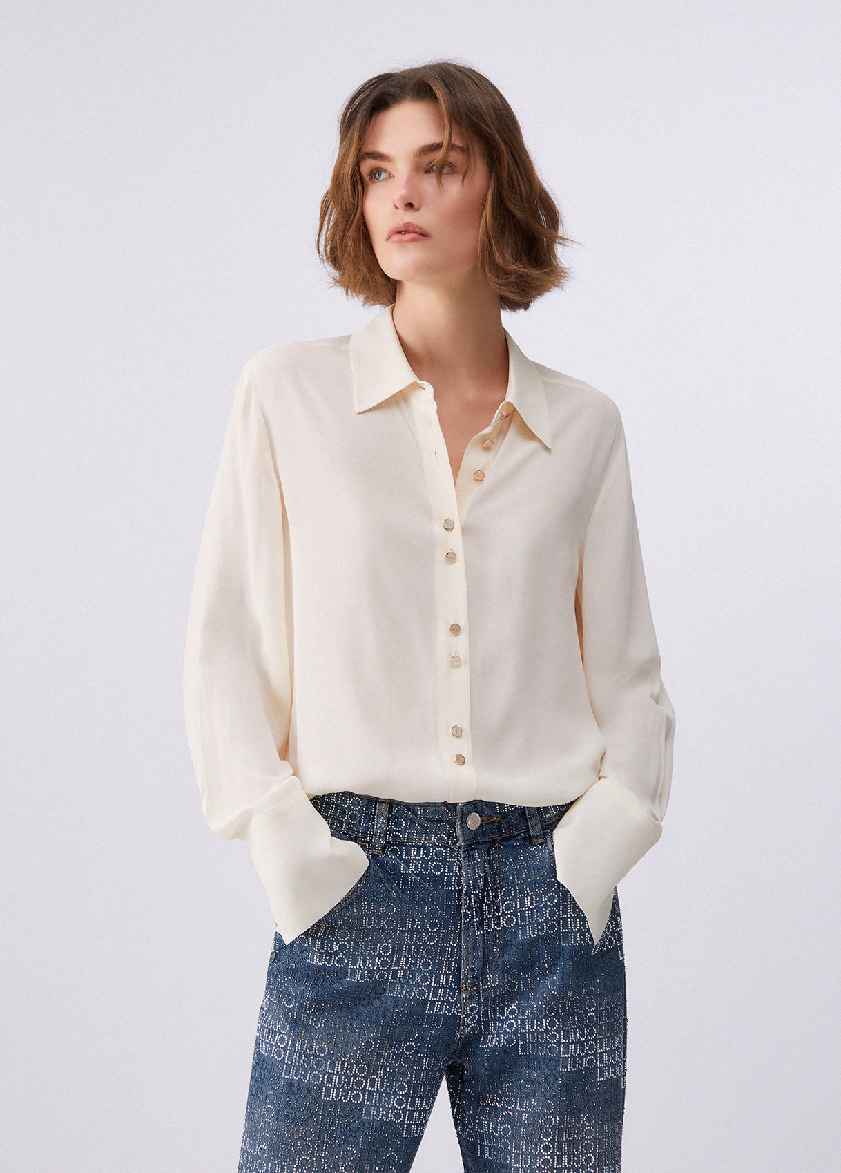 E-CA6157T2578P9572-1-N.jpeg